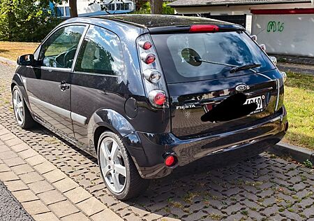 Ford Fiesta 1.3 51 kW Trend Trend
