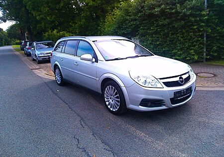 Opel Vectra C 1.8 Edition Plus/AHK+Klima+SHZ!!
