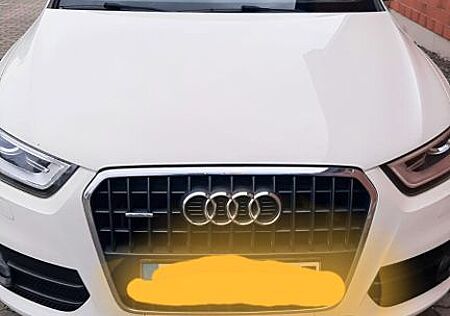 Audi Q3 2.0 TFSI S tronic quattro -