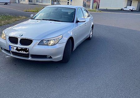BMW 520i -