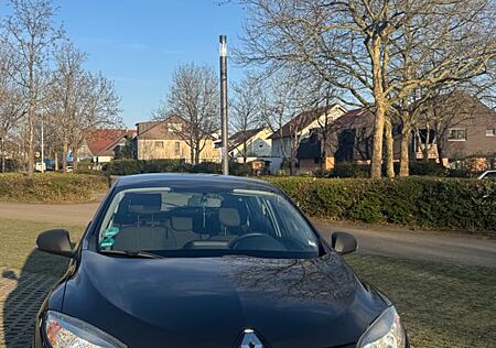 Renault Megane Grandtour Bose Edition TCE 130 Bose E...