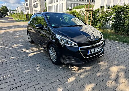 Peugeot 208 1.2 Active PureTech 82 Active