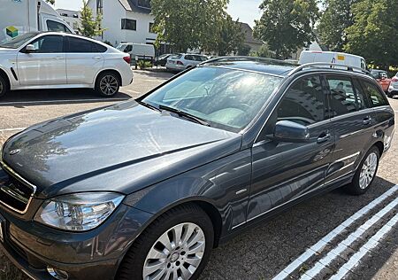Mercedes-Benz C 230 Mercedes C230 AVANTGARDE T V6 - Top Zustand!