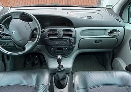 Renault Megane 1.6 16V Privilege Expression