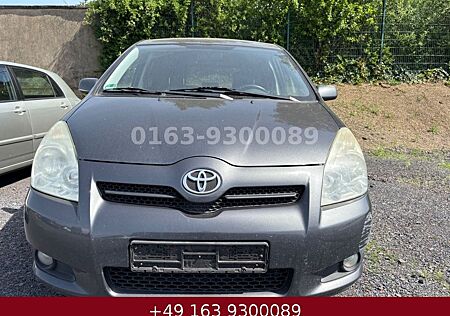 Toyota Corolla Verso 2.2-l-D-4D Sol