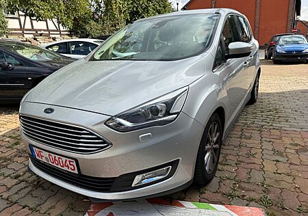 Ford Grand C-Max Titanium 6 SITZE