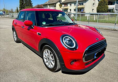 Mini ONE * LED * wenig km * gepflegt * 5 Türen *