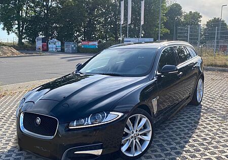 Jaguar XF 3.0 L V6 Diesel S Sportbrake -