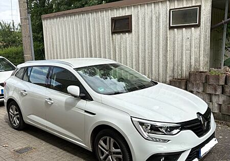 Renault Megane TCe 140 EDC GPF Limited Grandtour Limited
