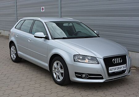 Audi A3 Sportback 2.0 TDI AHK 4xSitzheizung