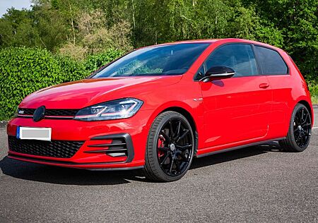 VW Golf Volkswagen 2.0 TSI BMT GTI GTI