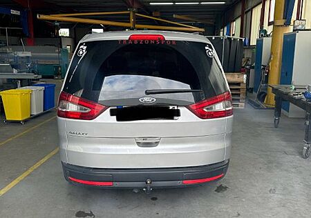Ford Galaxy 2,2 TDCi 147kW DPF Titanium Titanium