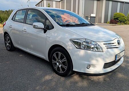 Toyota Auris 1,6-l-Valvematic Life Klima, AHK, Gepflegt