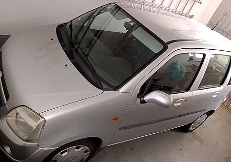 Opel Agila 1.2 -