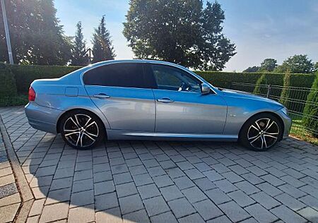 BMW 325d -