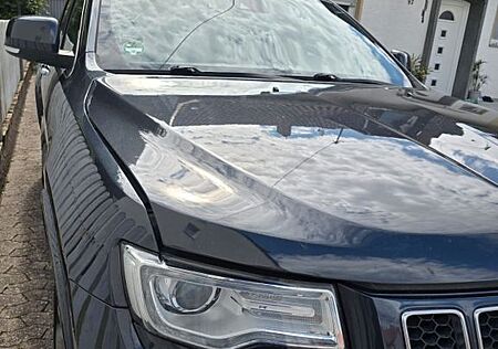 Jeep Grand Cherokee Laredo 3.0 V6 Multijet 140kW ...