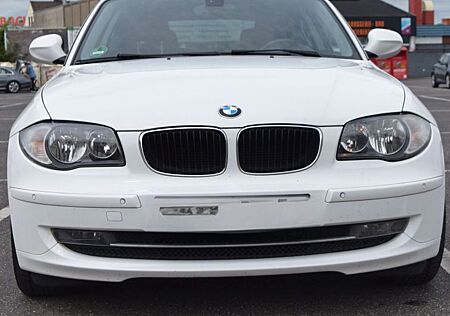 BMW 120d Kombilimousine Automatik