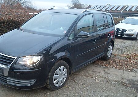 VW Touran Volkswagen Freestyle