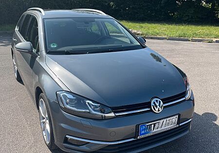 VW Golf Volkswagen 1.5 TSI ACT DSG Highline Variant Highline