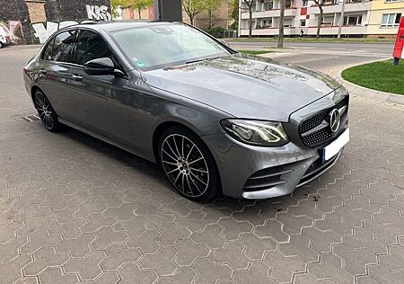 Mercedes-Benz E 220 d AMG Line Automatik W213 Widescreen