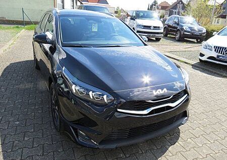 Kia Cee'd Sportswagon ceed Sportswagon 1.5 T-GDI EU6e TOP,LED,Navi,SHZ