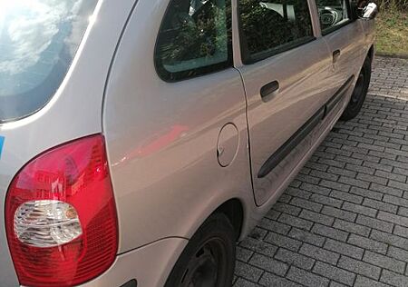 Citroën Xsara Picasso TÜV NEU