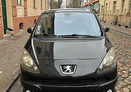 Peugeot 1007 Tendance 90 Tendance