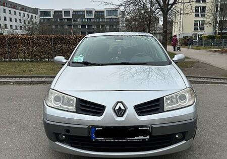 Renault Megane 2 1.6 Benzin