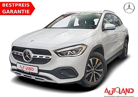 Mercedes-Benz GLA 200 Style LED Navi Teilleder Virtual Cockpit