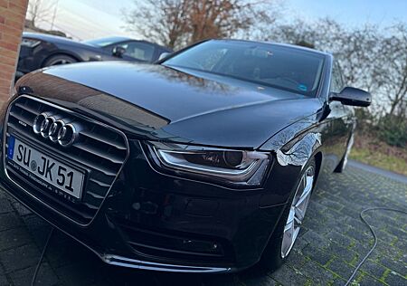 Audi A4 2.0 TFSI quattro Avant - Neuer Motor