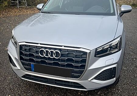 Audi Q2 35 TFSI S tronic advanced NAVI, AHK, Matrix