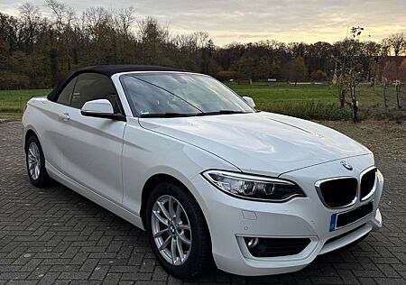 BMW 220i Cabrio Advantage Advantage, sehr gepflegt