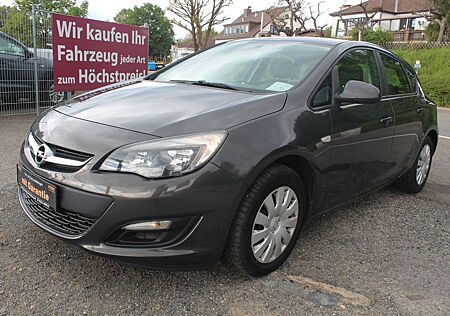 Opel Astra J Lim. 5-trg. Selection