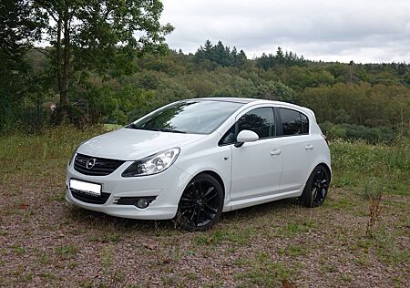 Opel Corsa 1.4 Color Edition 74kW Color Edition