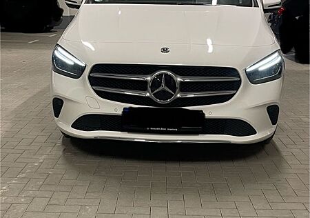 Mercedes-Benz B 200 Top gepflegter Mercedes-B mit Herstellergarantie