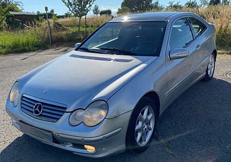 Mercedes-Benz CL 200