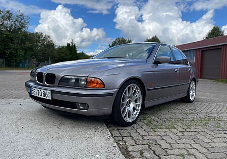 BMW 523i bester Zustand, selten