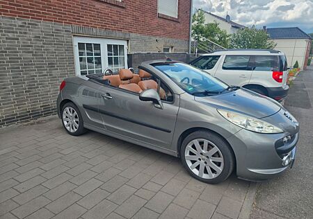 Peugeot 207 CC Platinum 120 Platinium