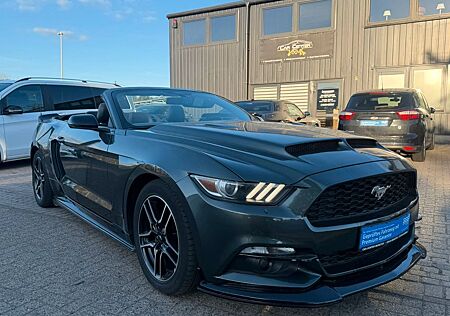 Ford Mustang 2.3 Eco Boost Leder el.Dach Alufelgen