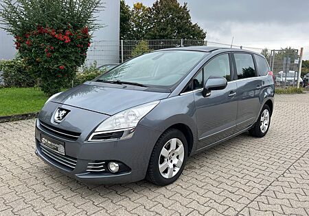 Peugeot 5008 1.6 Allure 155 THP*KLIMAAUT*PDC*PANO*AHK*