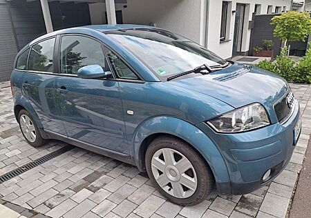 Audi A2 1.4 Benzin 75 PS / NUR 134400 km / Scheckheft