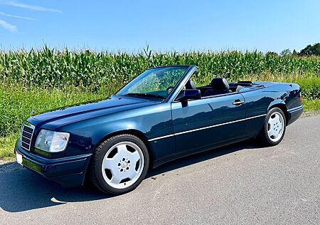 Mercedes-Benz 200 W124 E200 Final Edition Cabriolet