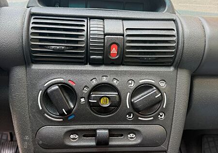 Opel Corsa 1.4 Swing Swing