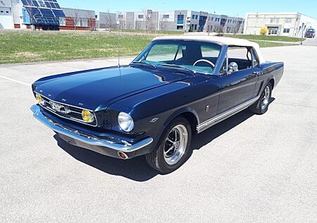 Ford Mustang K-Code Cabrio aus Sammlungsauflösung