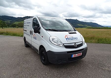 Opel Vivaro Kasten L1H1 2,7t eFH AHK 6Gg Dachträger