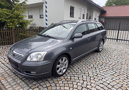 Toyota Avensis Combi Executive 2.0 Neue TÜV und Au