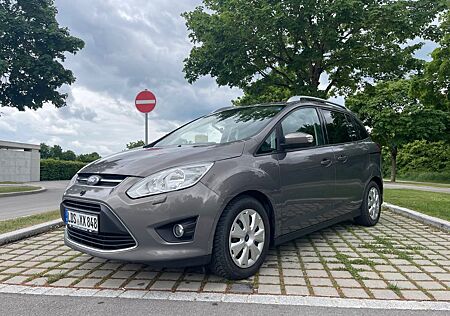 Ford Grand C-Max 1,6TDCi 85kW SYNC Edition SYNC E...