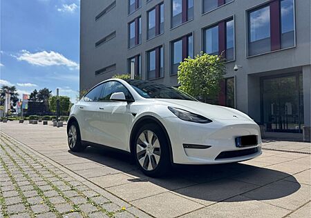 Tesla Model Y Long Range Dual Motor AWD