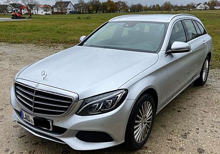 Mercedes-Benz C 180 T EXCLUSIVE