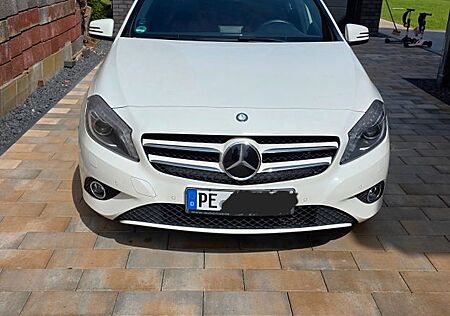 Mercedes-Benz A 180 -
